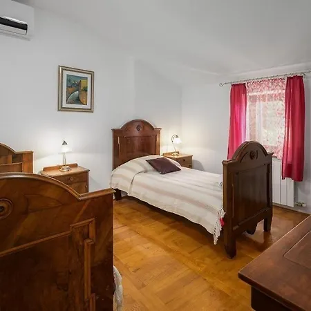 Stone Zamask With A Pool And A Lovely View Guest house *
